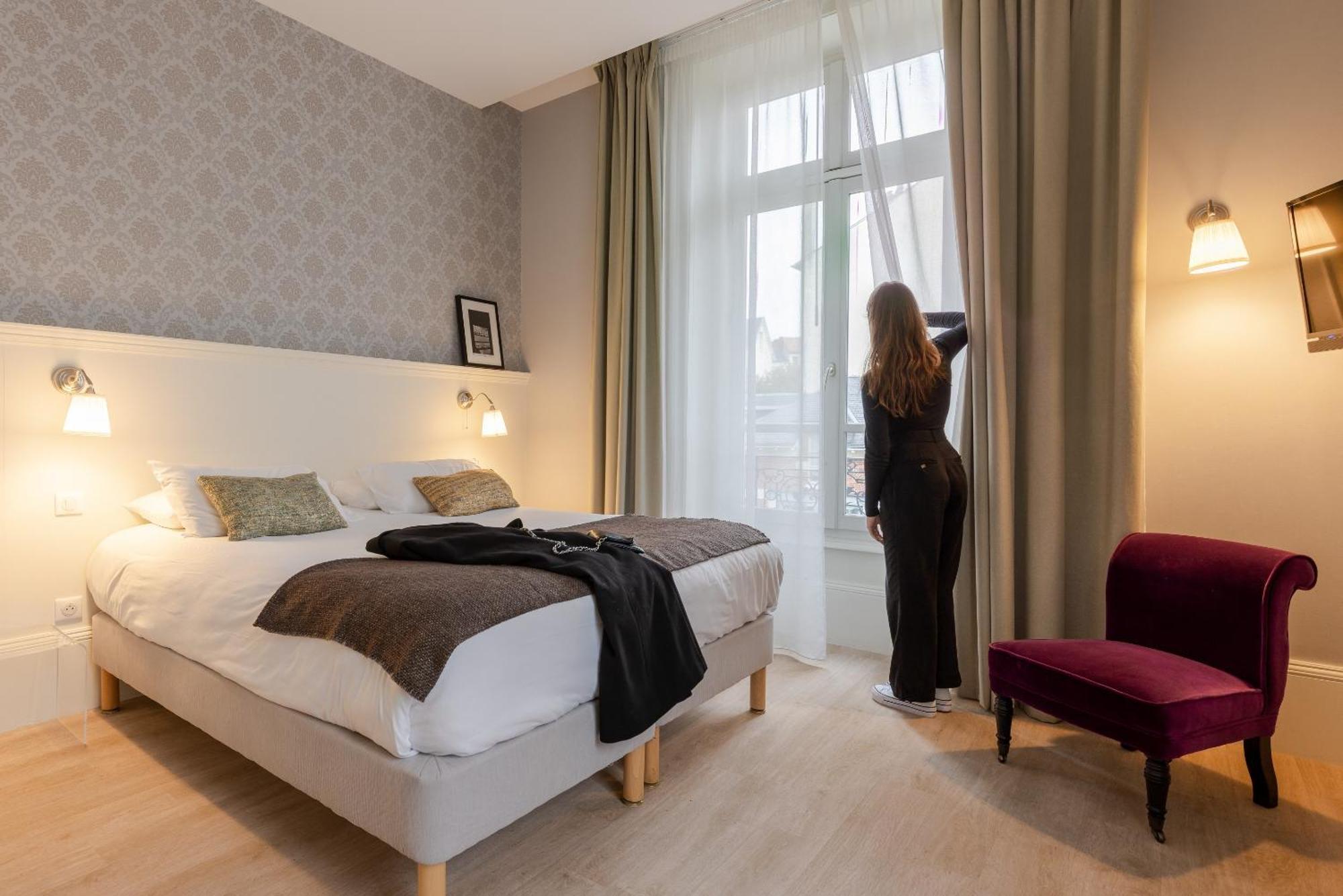 La Maison Blanche - Apparthotels De Charme Chic & Cosy A 350M Du Coeur De Ville De Limoges - Acces Autonome Bilik gambar