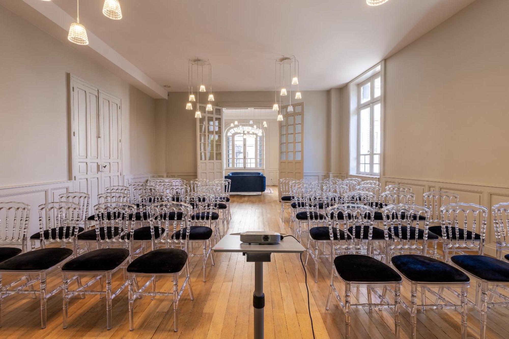 La Maison Blanche - Apparthotels De Charme Chic & Cosy A 350M Du Coeur De Ville De Limoges - Acces Autonome Luaran gambar