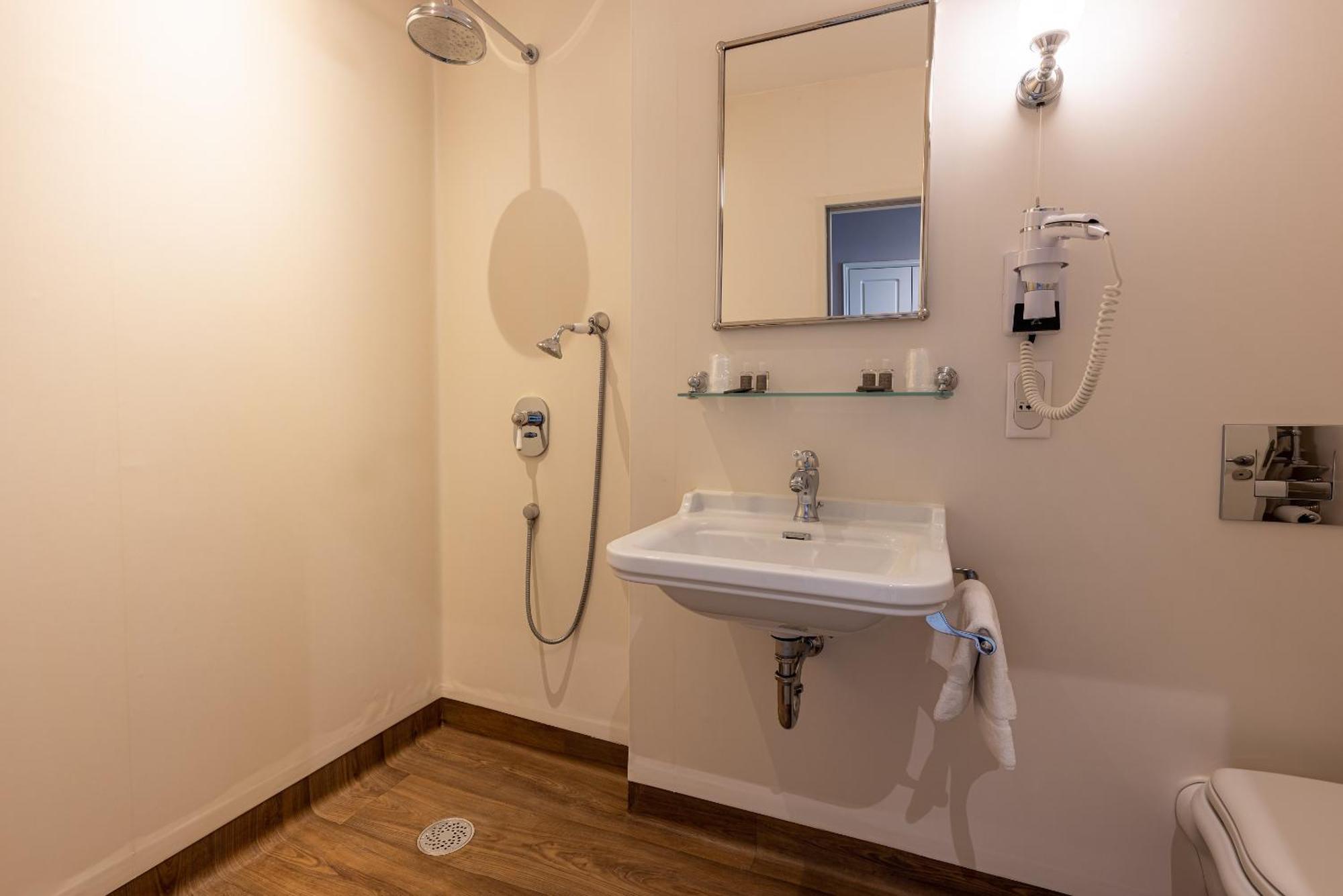 La Maison Blanche - Apparthotels De Charme Chic & Cosy A 350M Du Coeur De Ville De Limoges - Acces Autonome Bilik gambar