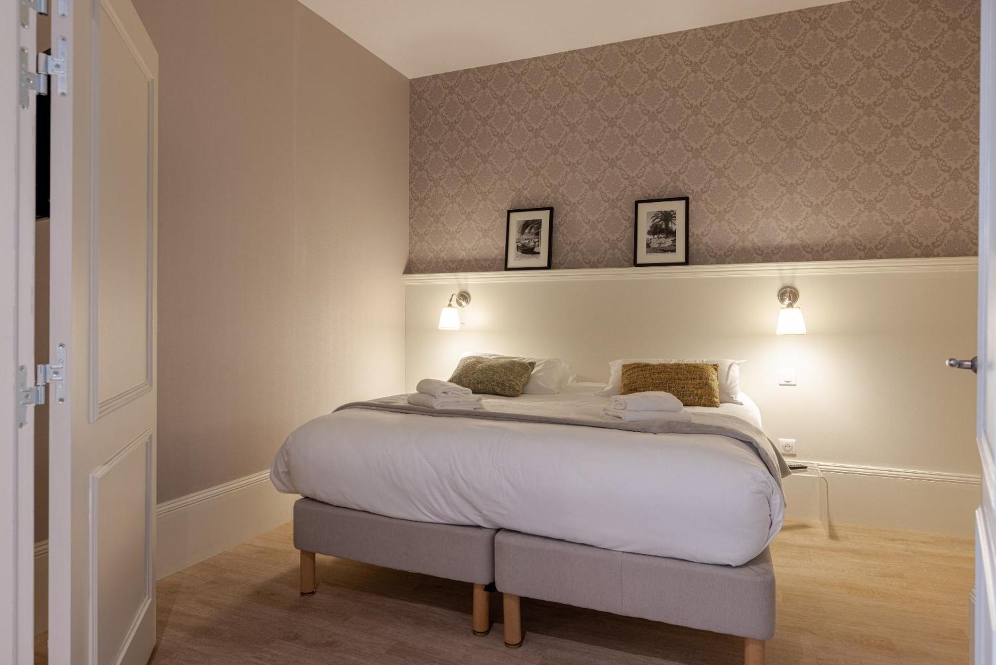 La Maison Blanche - Apparthotels De Charme Chic & Cosy A 350M Du Coeur De Ville De Limoges - Acces Autonome Bilik gambar