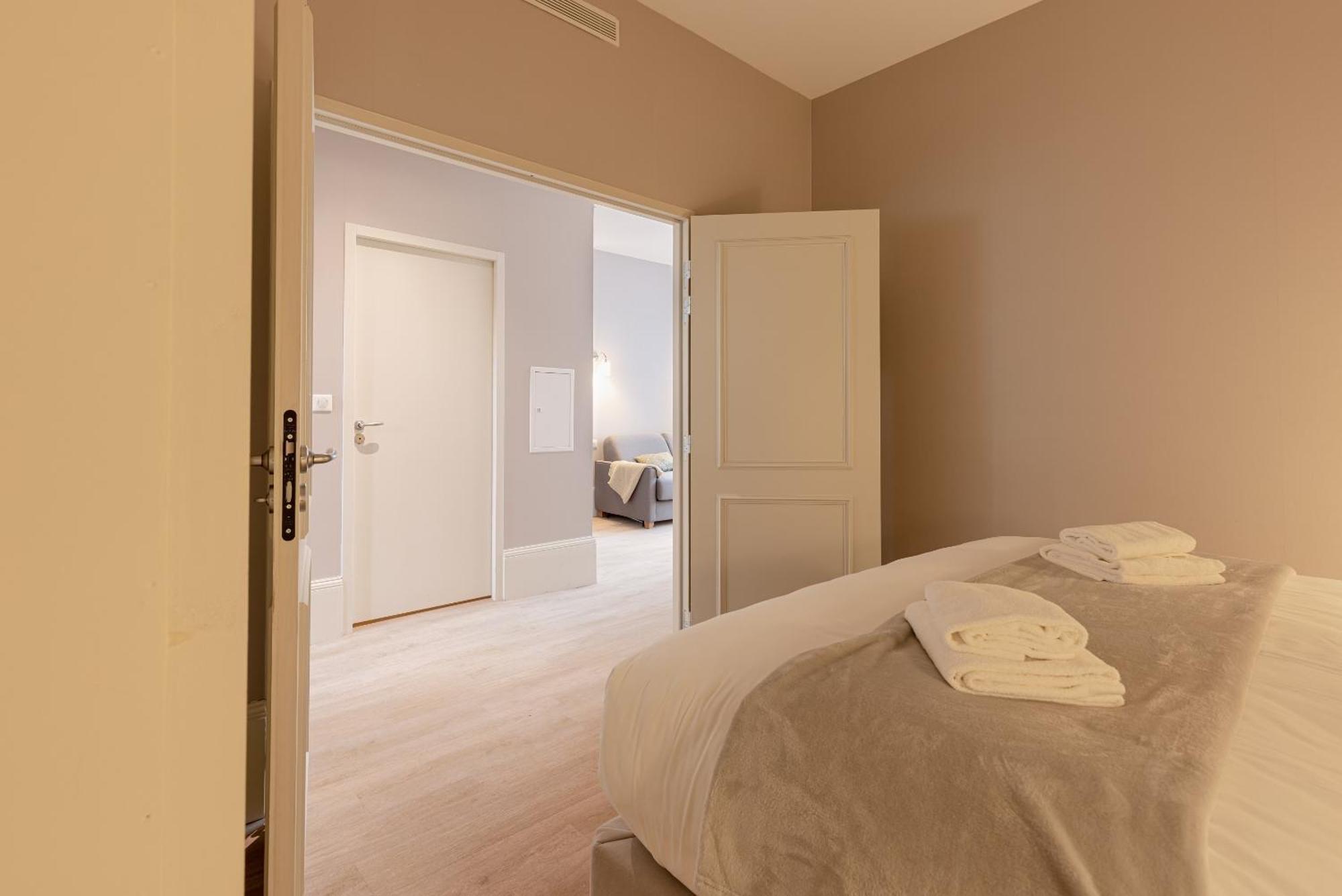 La Maison Blanche - Apparthotels De Charme Chic & Cosy A 350M Du Coeur De Ville De Limoges - Acces Autonome Bilik gambar
