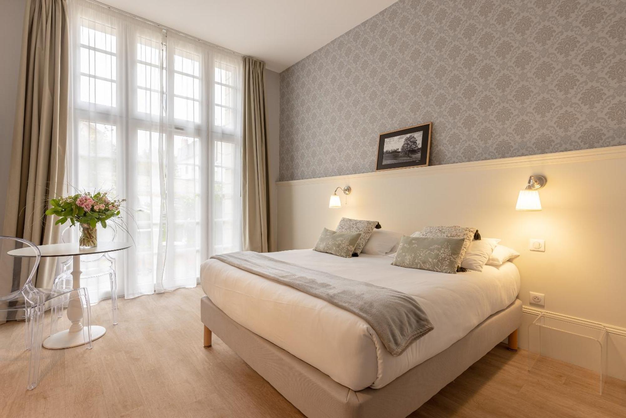 La Maison Blanche - Apparthotels De Charme Chic & Cosy A 350M Du Coeur De Ville De Limoges - Acces Autonome Luaran gambar