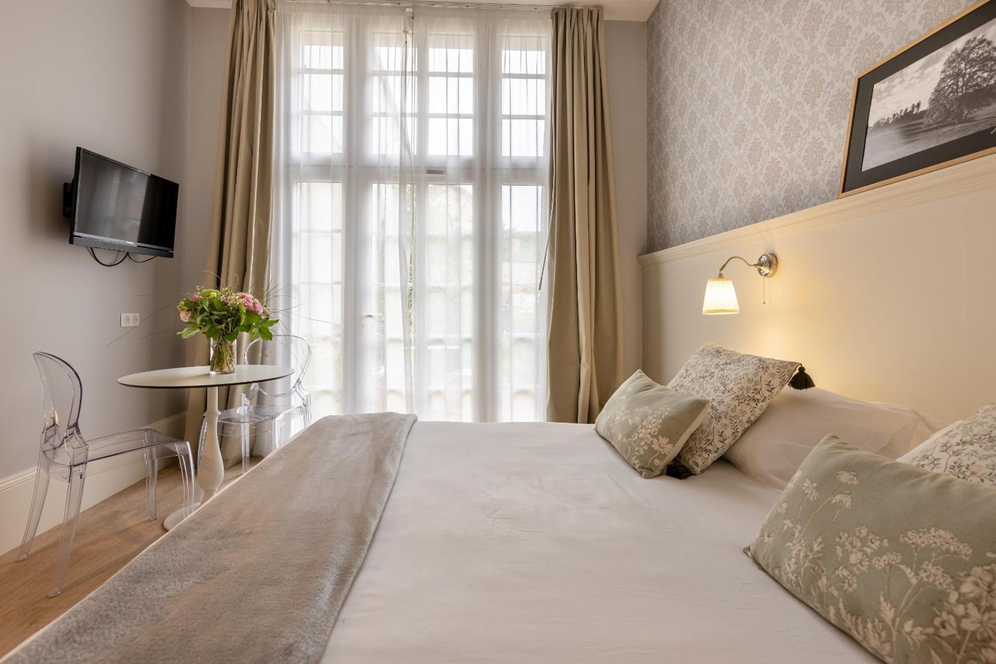 La Maison Blanche - Apparthotels De Charme Chic & Cosy A 350M Du Coeur De Ville De Limoges - Acces Autonome Bilik gambar