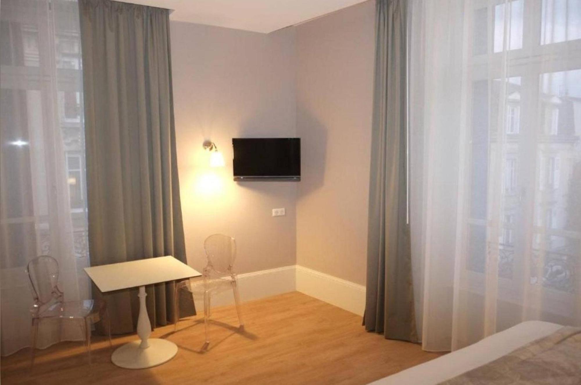 La Maison Blanche - Apparthotels De Charme Chic & Cosy A 350M Du Coeur De Ville De Limoges - Acces Autonome Bilik gambar